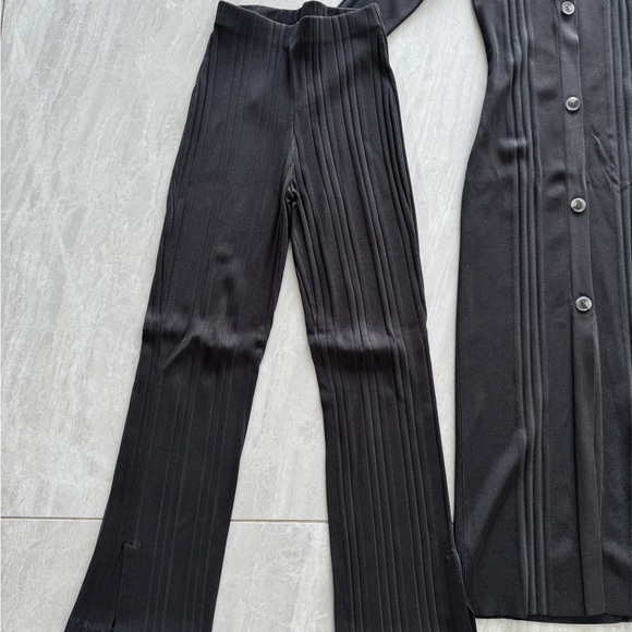 Dark Grey Ribbed Set - Picture 9 of 10